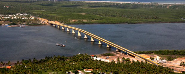 Descrição da obra: A Ponte sobre o rio Vaza-Barris (Ponte Jornalista Joel Silveira) que interliga a localidade de Porto Caueira no município de Aracaju ao Povoado Caueiras no […]